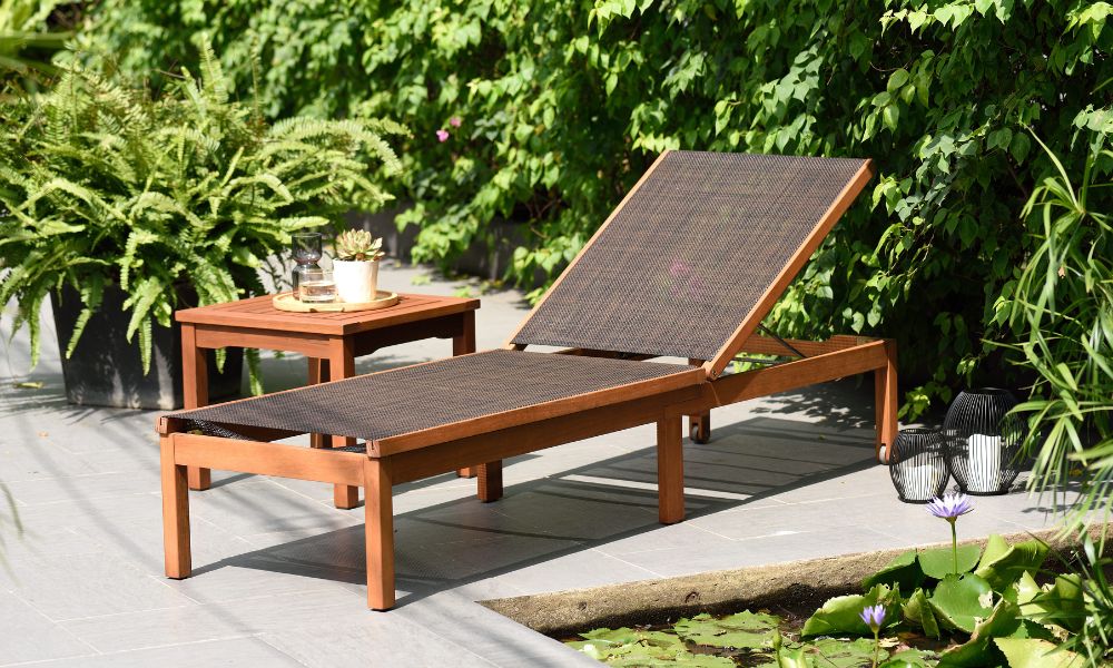 Creating a Relaxing Outdoor Oasis with a Hammock or Chaise Lounger