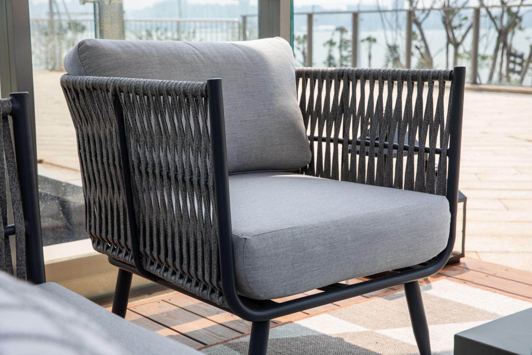 Furniture > Outdoor Furniture > Outdoor Chairs > Outdoor Lounge Chairs