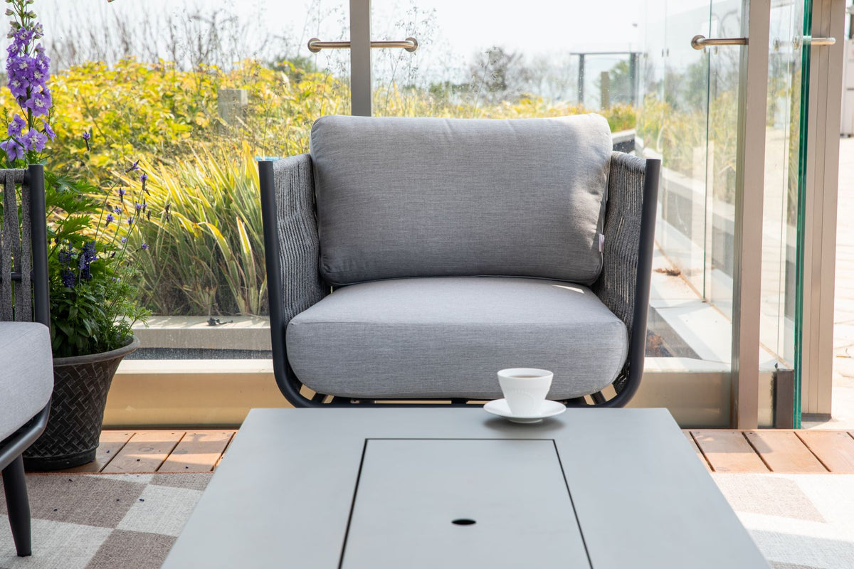 Furniture > Outdoor Furniture > Outdoor Chairs > Outdoor Lounge Chairs