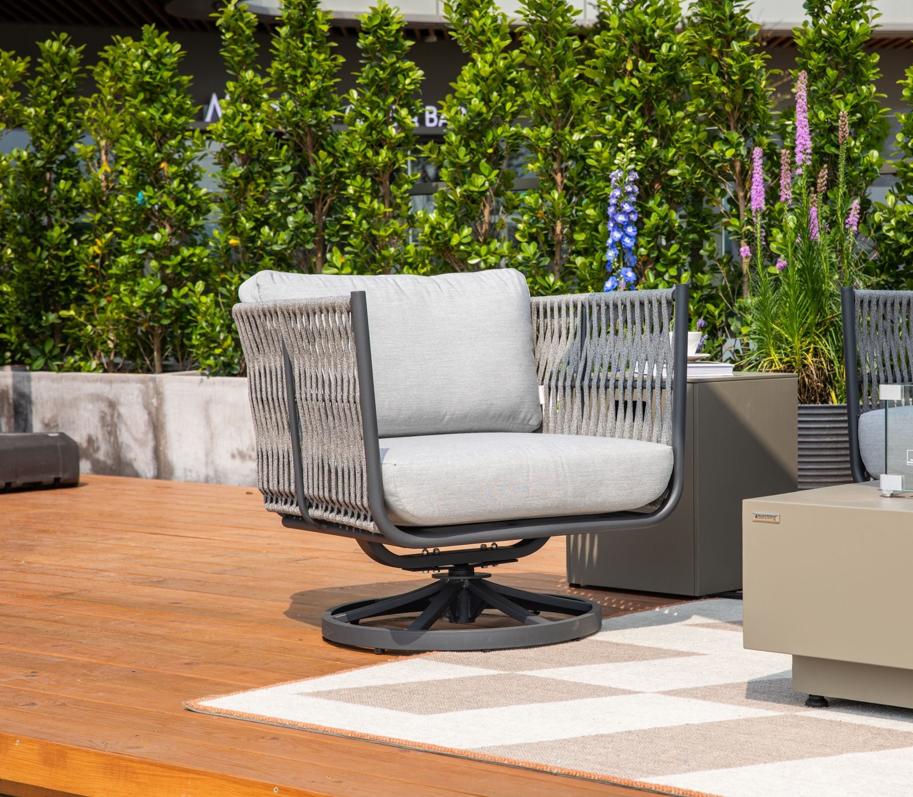 Furniture > Outdoor Furniture > Outdoor Chairs