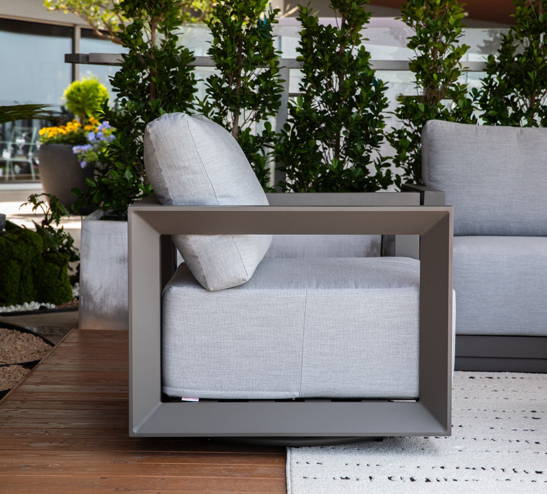 Furniture > Outdoor Furniture > Outdoor Chairs