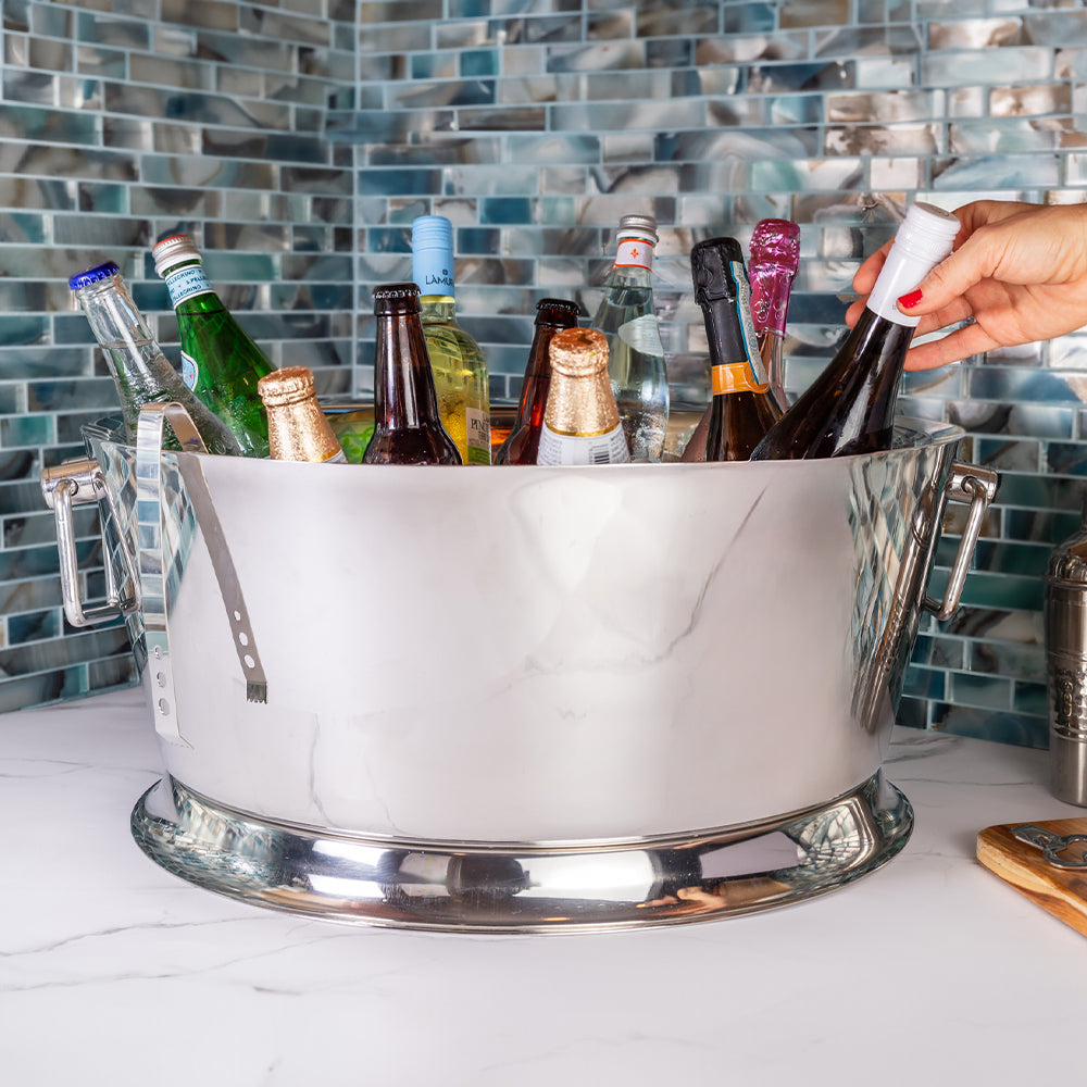 beverage tub with stand