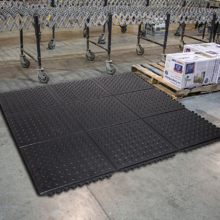Checker Top Rubber Interlocking Floor Mat